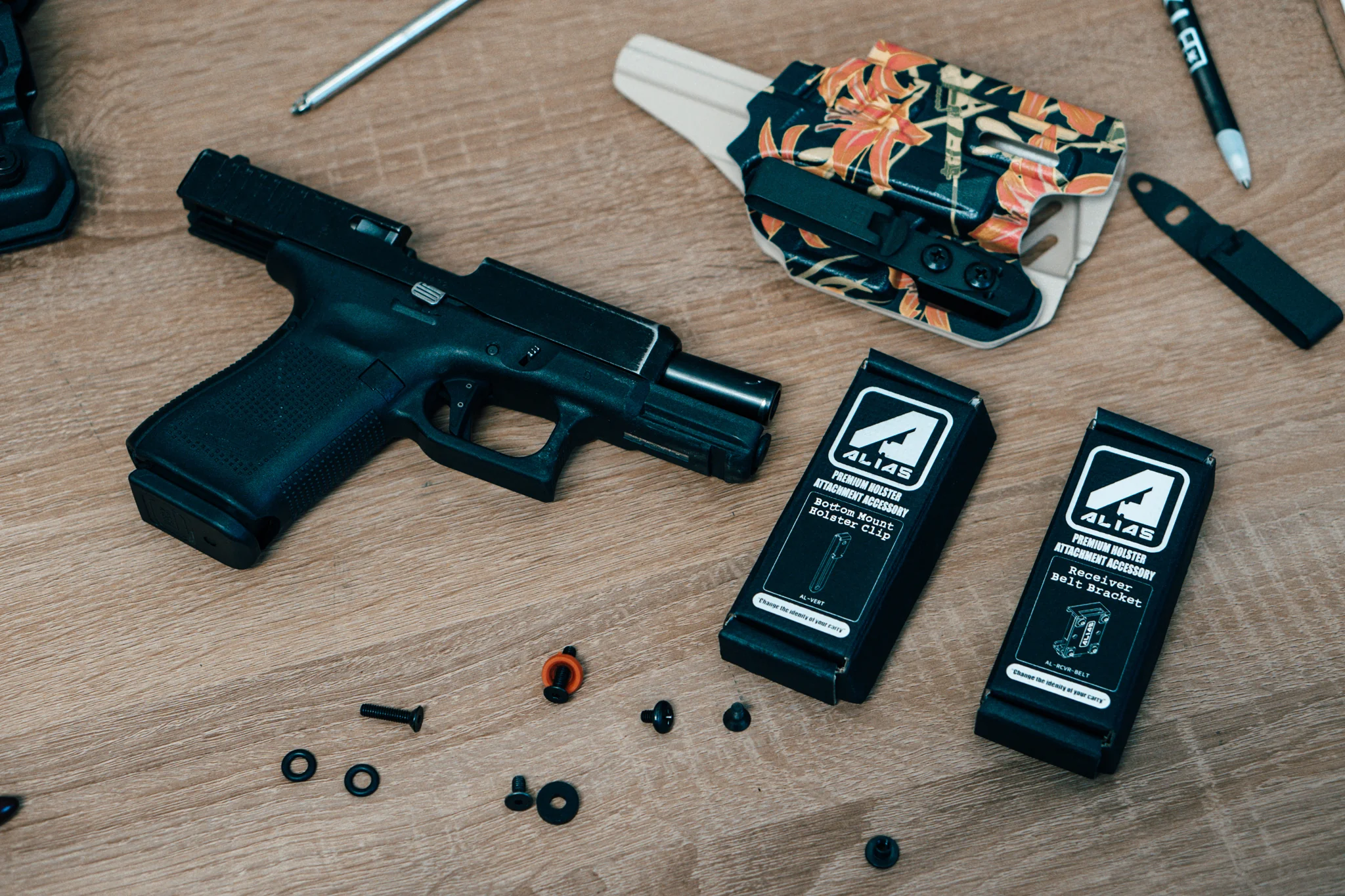 NeoMag Alias Bottom Mount Holster Clip - Image 3